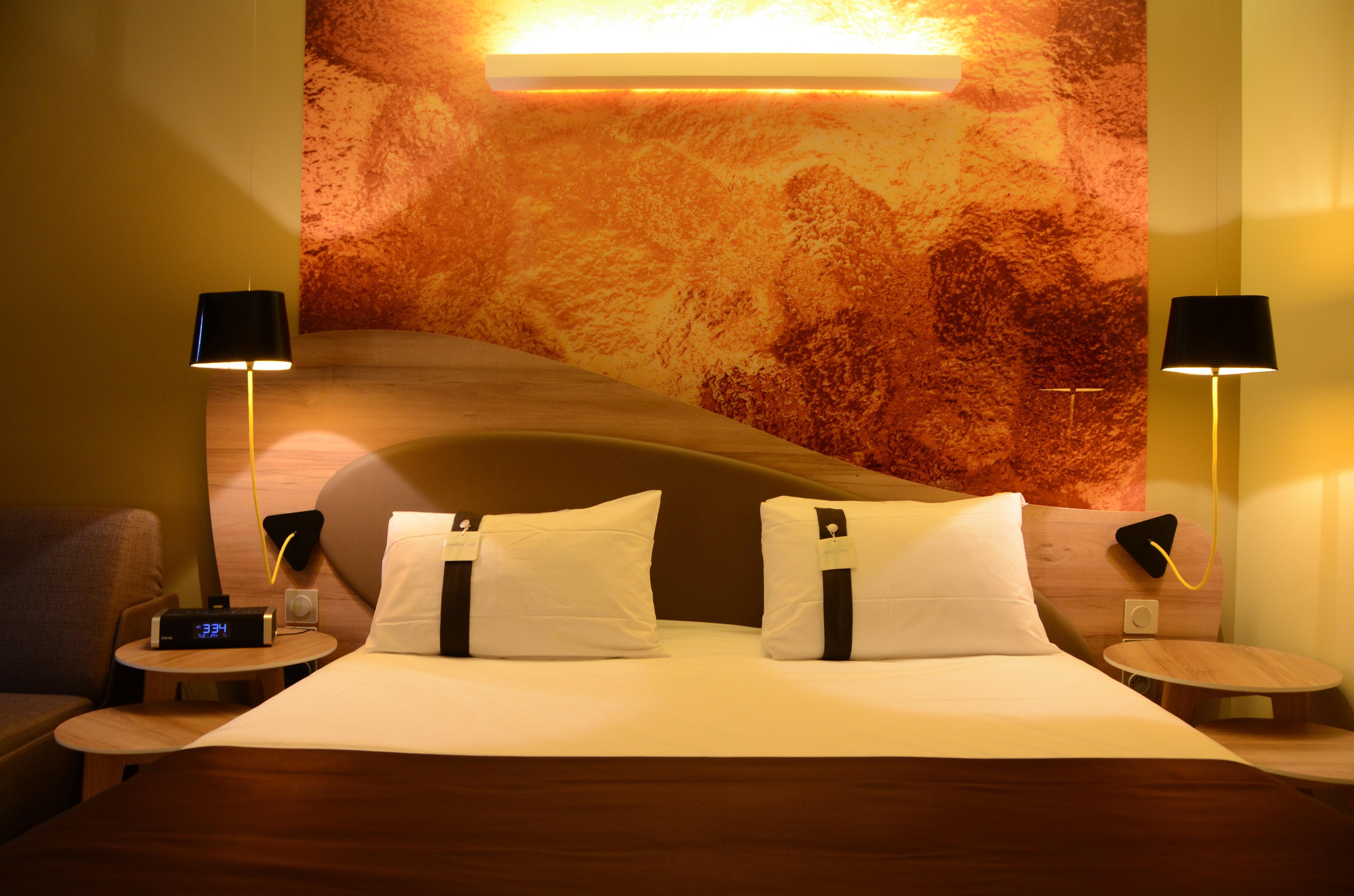 Holiday Inn Reims Centre By Ihg Buitenkant foto