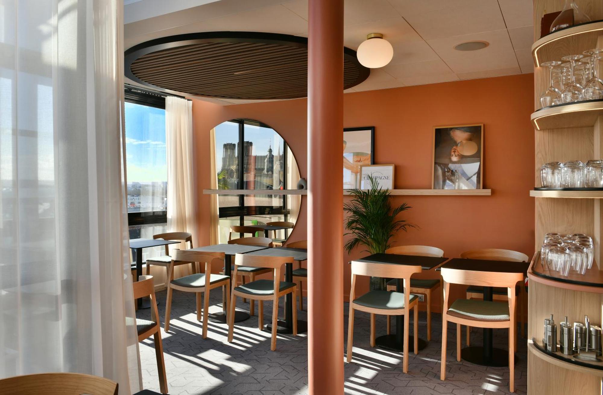 Holiday Inn Reims Centre By Ihg Buitenkant foto