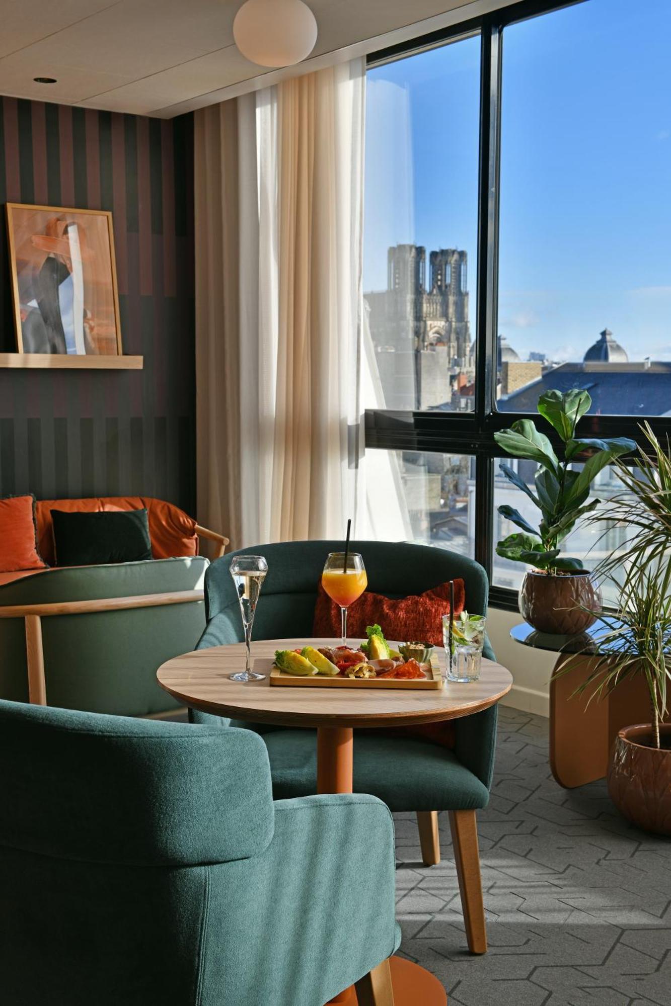 Holiday Inn Reims Centre By Ihg Buitenkant foto